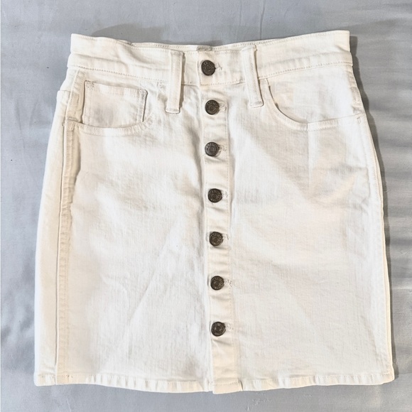 NWOT Madewell White Denim Button Front Mini Skirtt - Picture 1 of 4